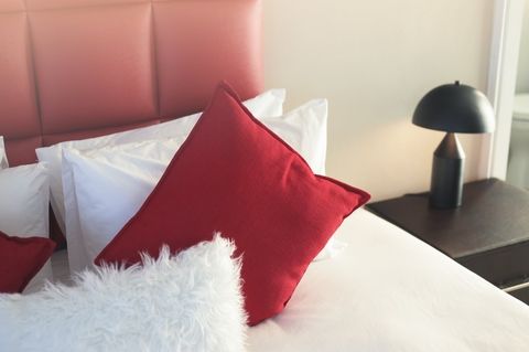 sea side accommodation bnb bluewater bay king kings lodge king room 2 084