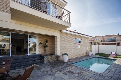 sea side accommodation guest lodge bluewater bay king 014