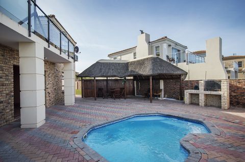 sea side accommodation guest lodge bluewater bay king 017